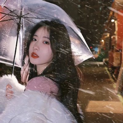 和离回娘家住茅草屋，赚钱养崽忙